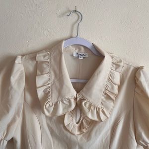 Vintage ruffle cream mini dress- Women’s S / Girls L